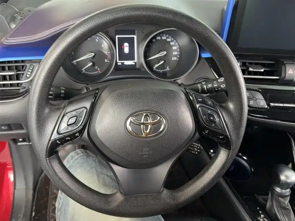 Toyota C-HR 2021 из CN, фото 4