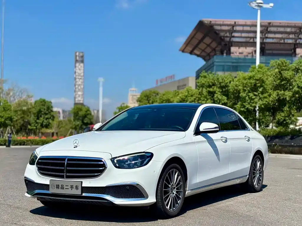 Mercedes-Benz E-Class 2023 из CN, фото 1