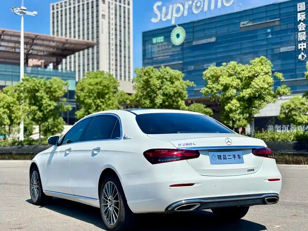Mercedes-Benz E-Class 2023 из CN, фото 7