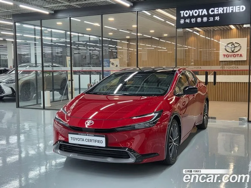 Toyota Prius — фото 1