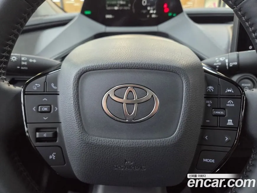 Toyota Prius — фото 6