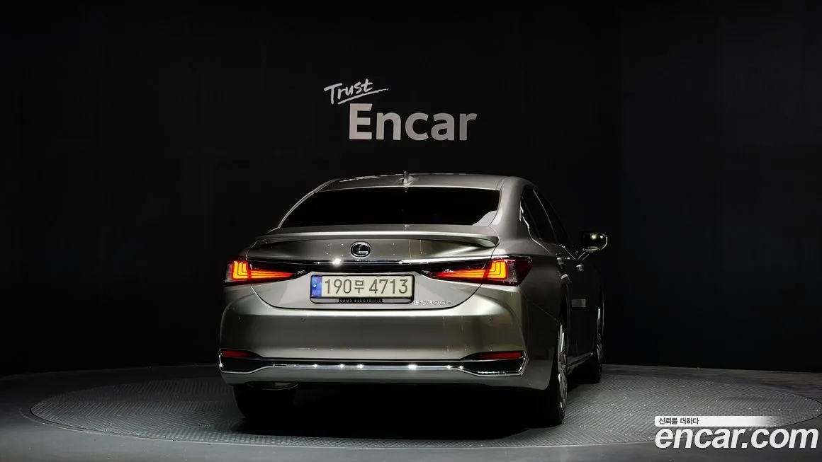 Lexus ES 2025 из KR, фото 4