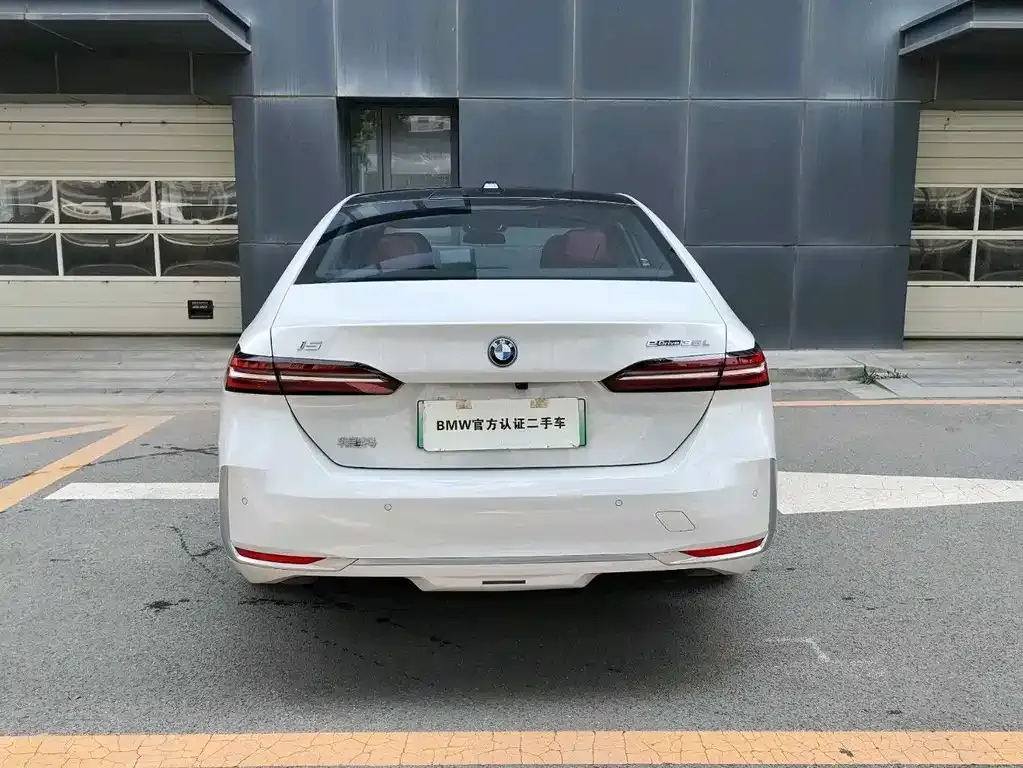 BMW i5 2024 из CN, фото 6