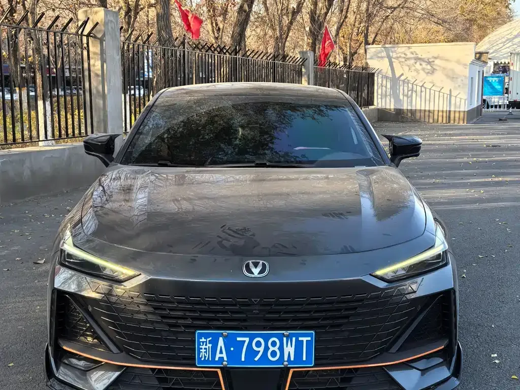 Changan UNI-V 2022 из CN, фото 1