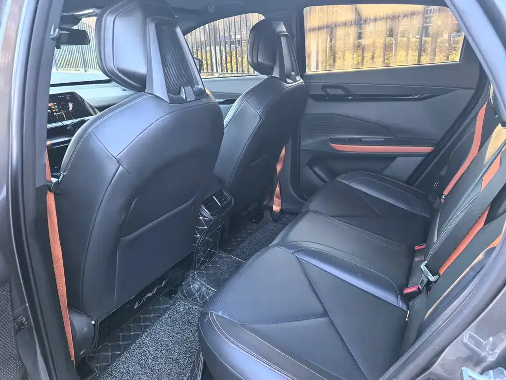 Changan UNI-V 2022 из CN, фото 8