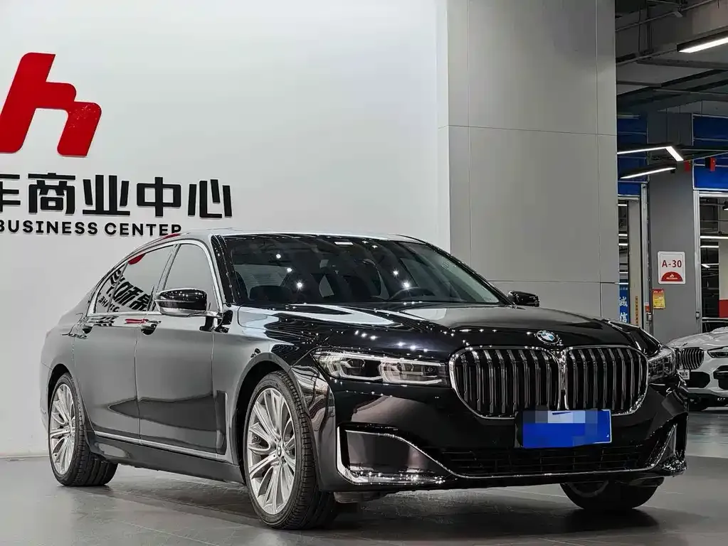 BMW 7 Series 2021 из CN, фото 3