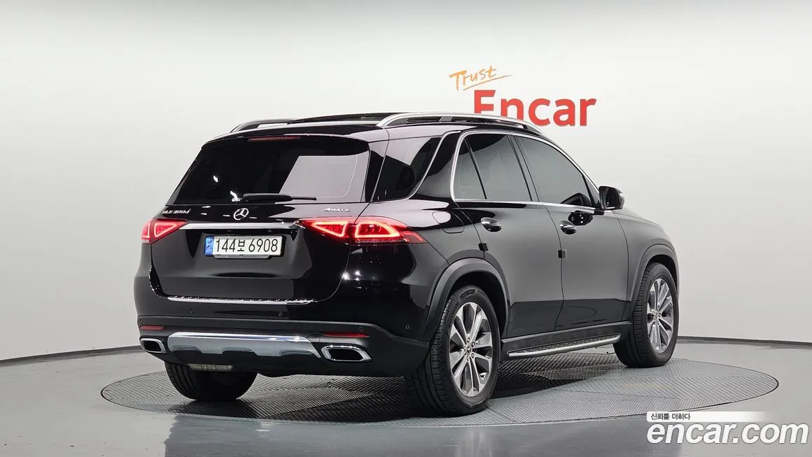 Mercedes-Benz GLE-Class — фото 2