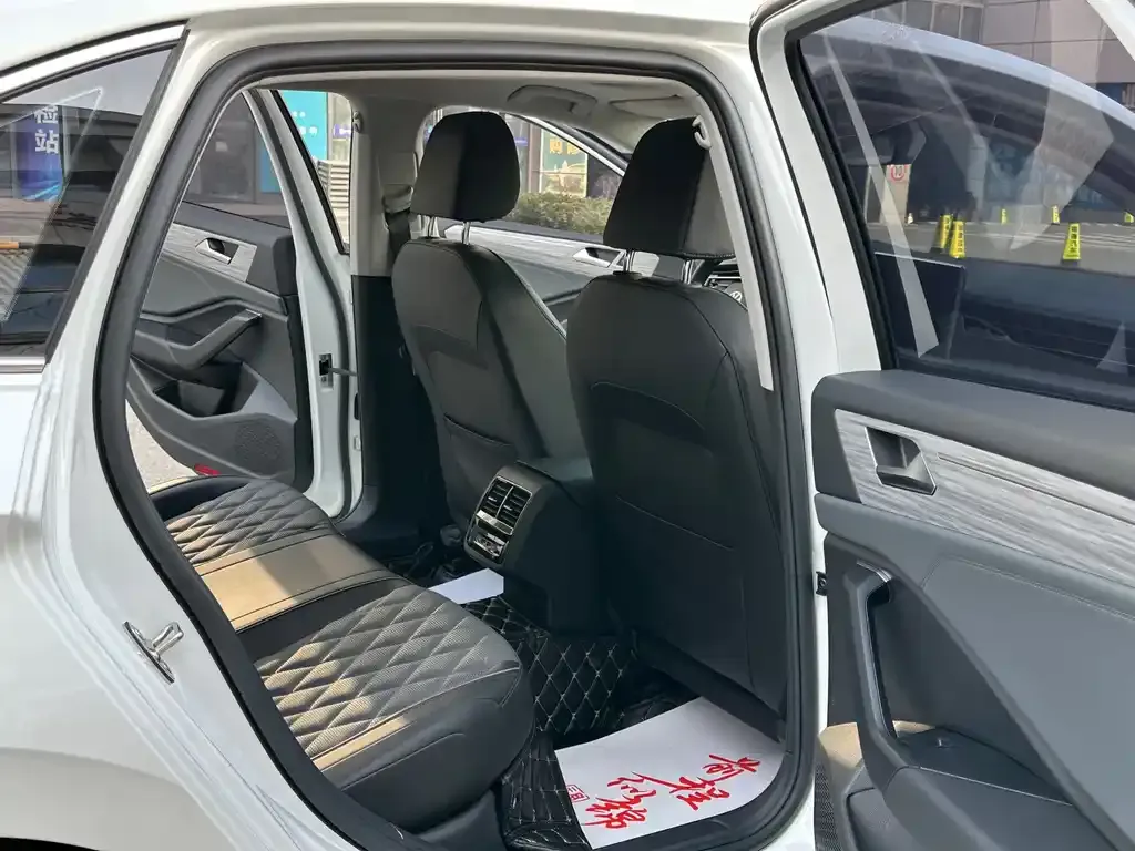 Volkswagen Sagitar 2022 из CN, фото 7