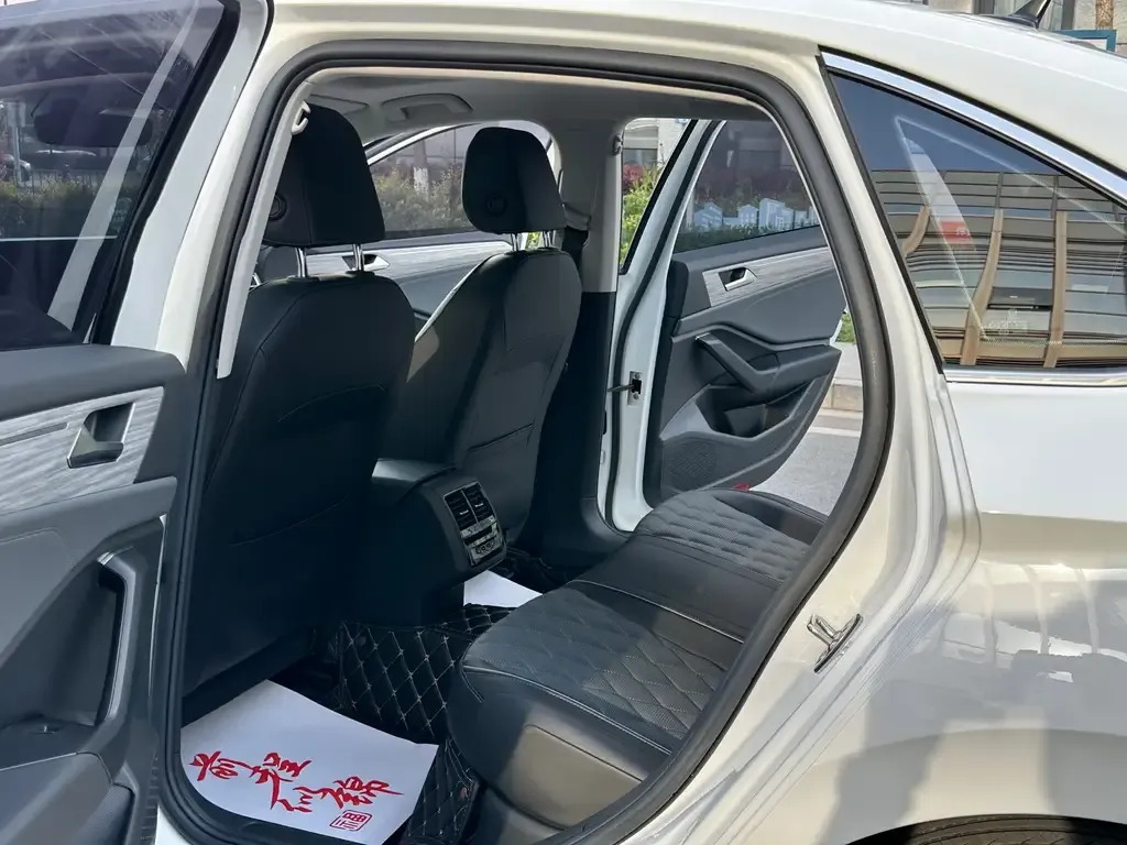 Volkswagen Sagitar 2022 из CN, фото 8