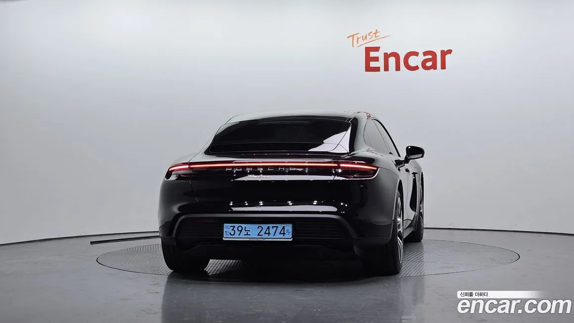 Porsche Taycan 2021 из KR, фото 4