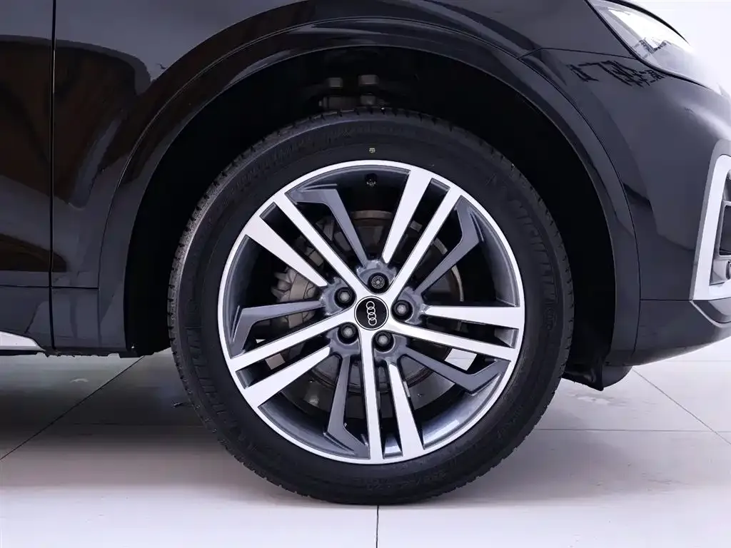 Audi Q5L 2023 из CN, фото 6