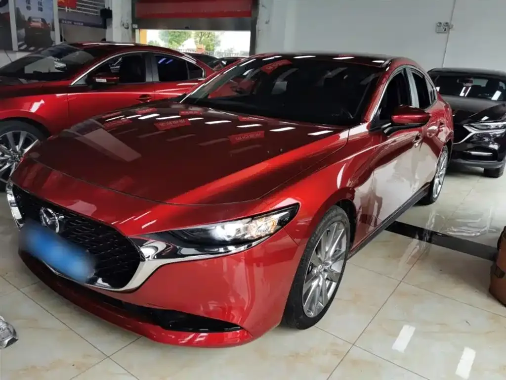 Mazda 3 Axela 2023 из CN, фото 1