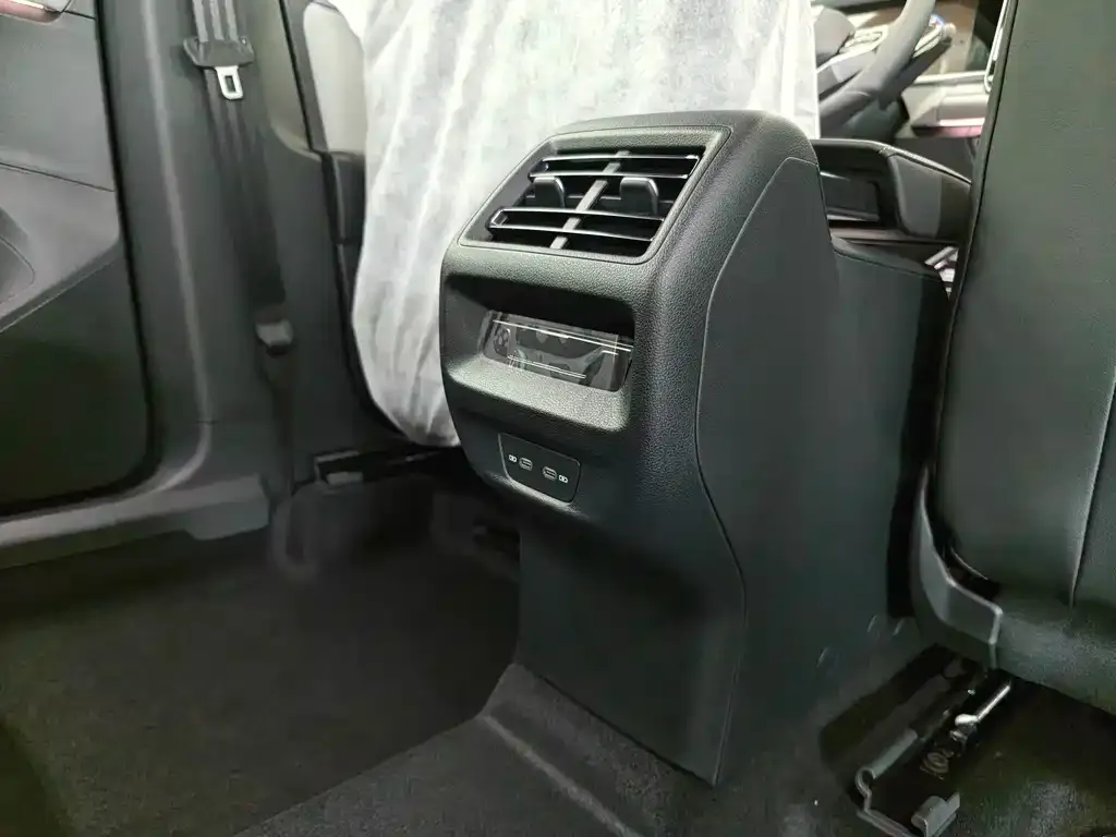 Volkswagen Tayron 2025 из CN, фото 8