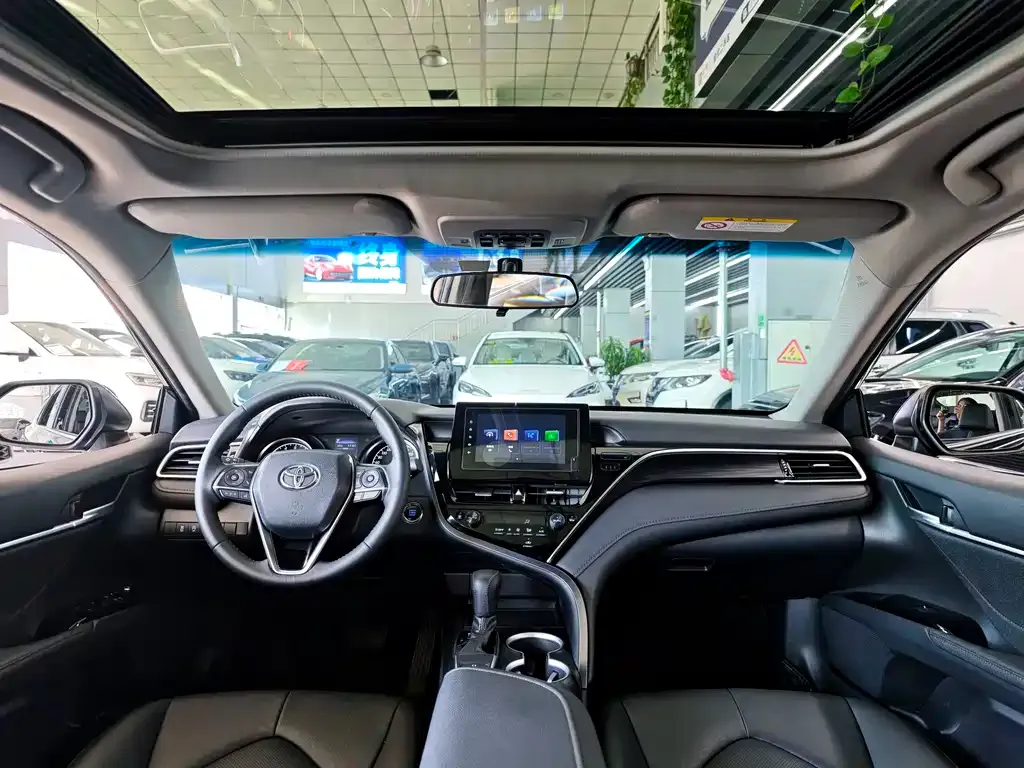 Toyota Camry 2024 из CN, фото 6