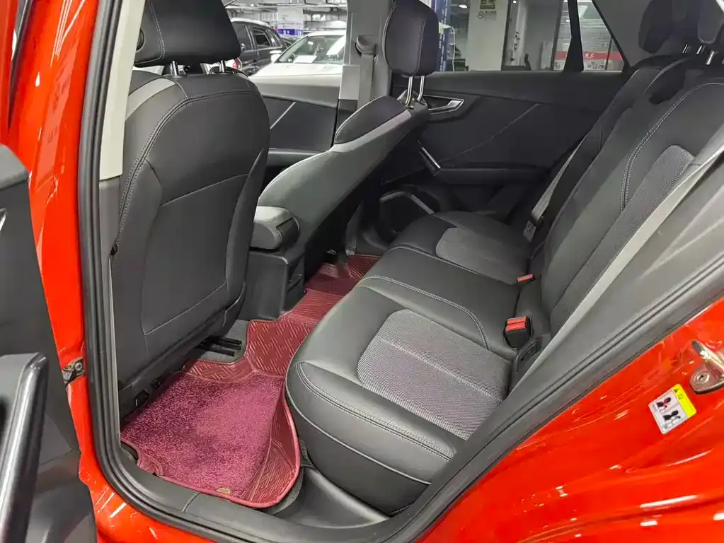 Audi Q2L 2021 из CN, фото 6
