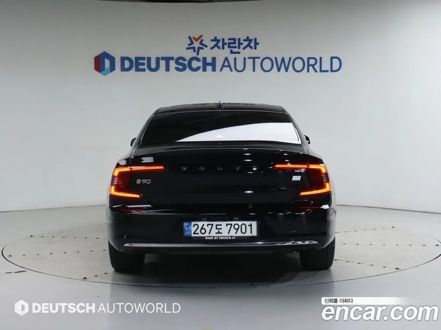 Volvo S90 2023 из KR, фото 4