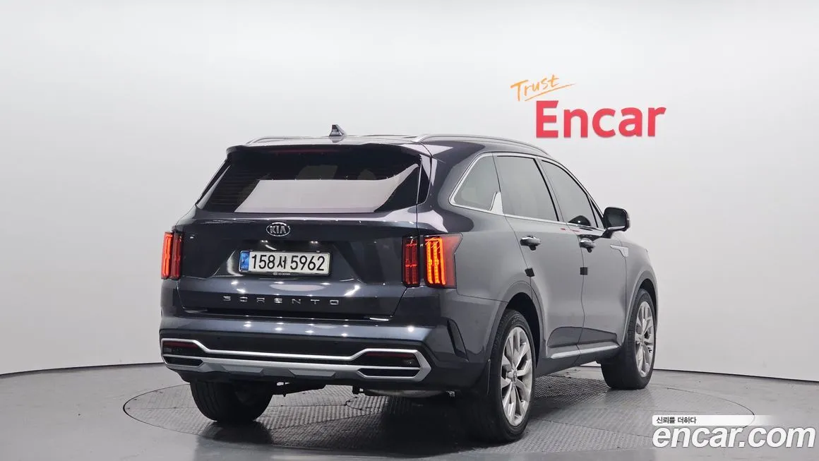 Kia Sorento — фото 2