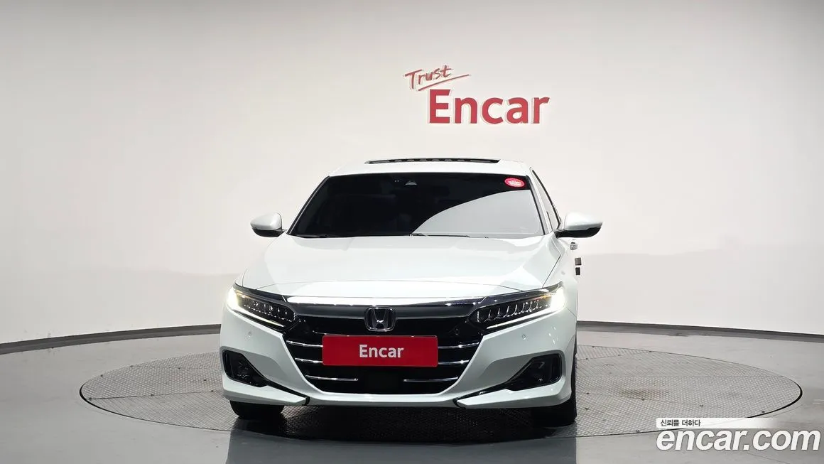Honda Accord — фото 3