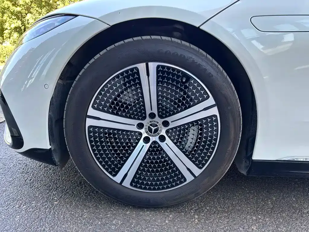 Mercedes-Benz EQS 2025 из CN, фото 2