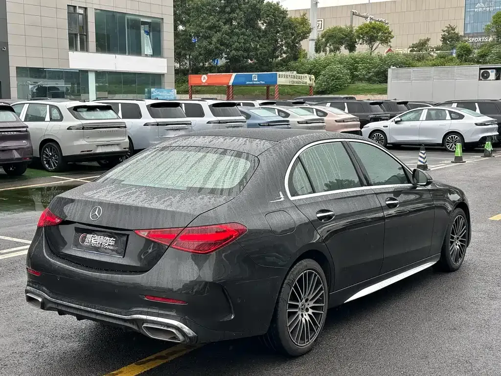 [object Object] C-Class 2022 из CN, фото 4