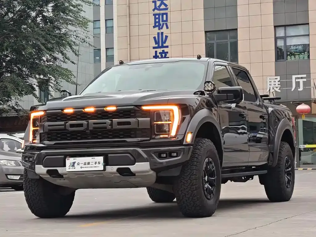 Ford F-150 Raptor 2023 из CN, фото 1