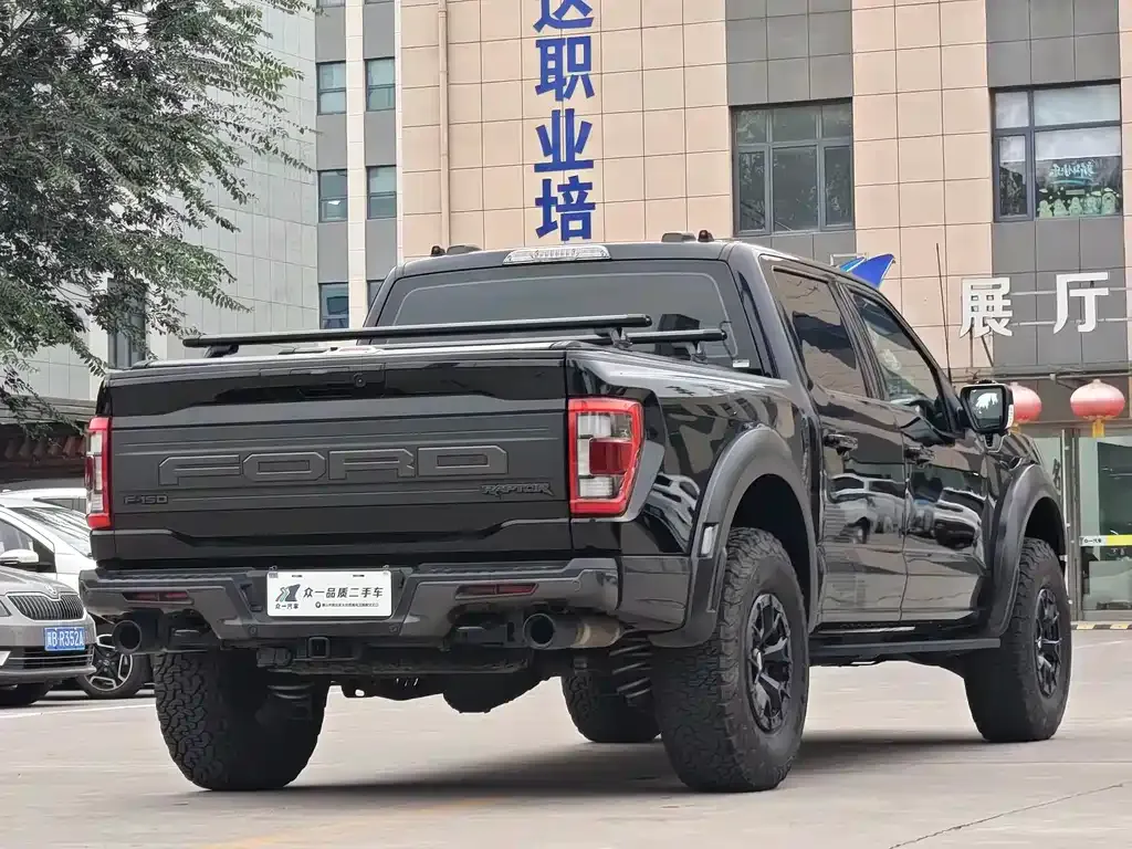Ford F-150 Raptor 2023 из CN, фото 7