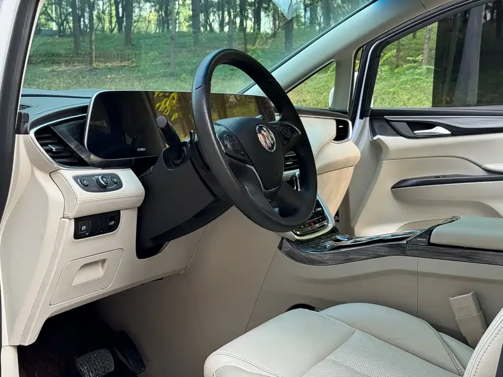 Buick GL8 2022 из CN, фото 6
