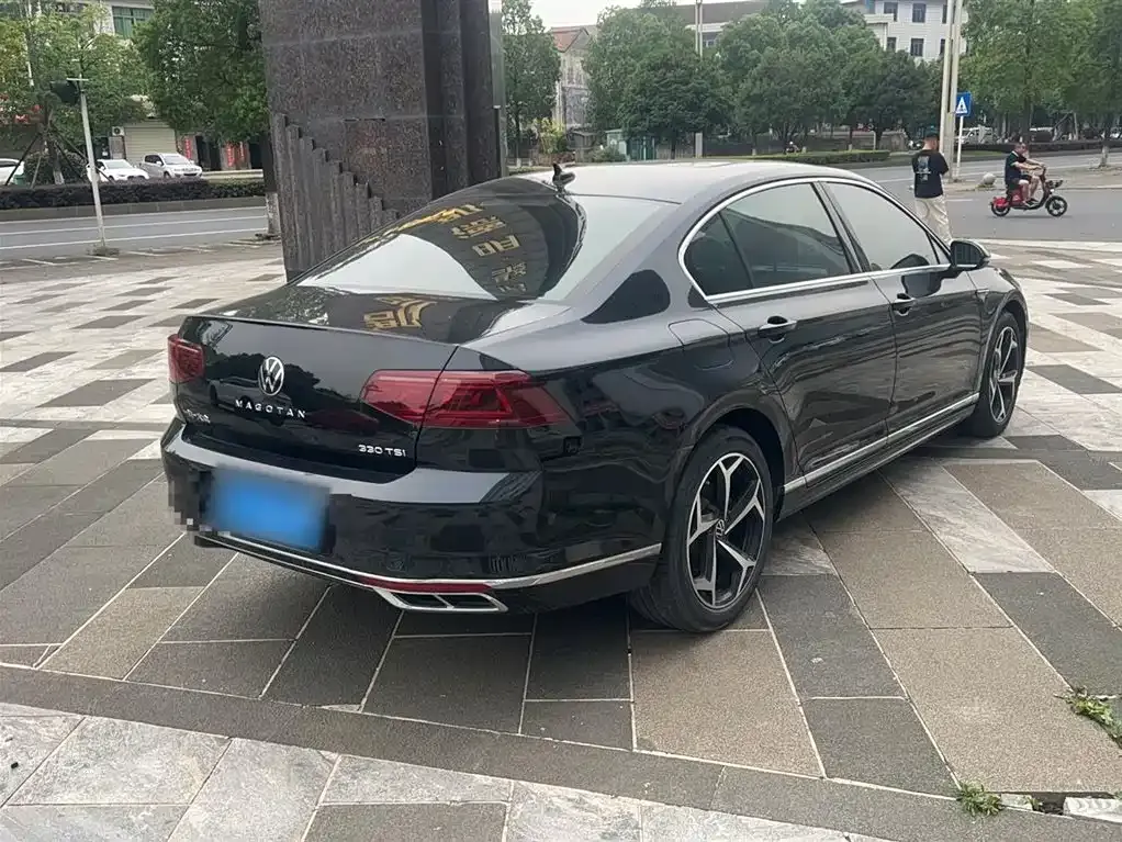Volkswagen Magotan 2024 из CN, фото 10