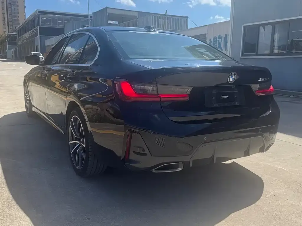 BMW 3 Series 2023 из CN, фото 7