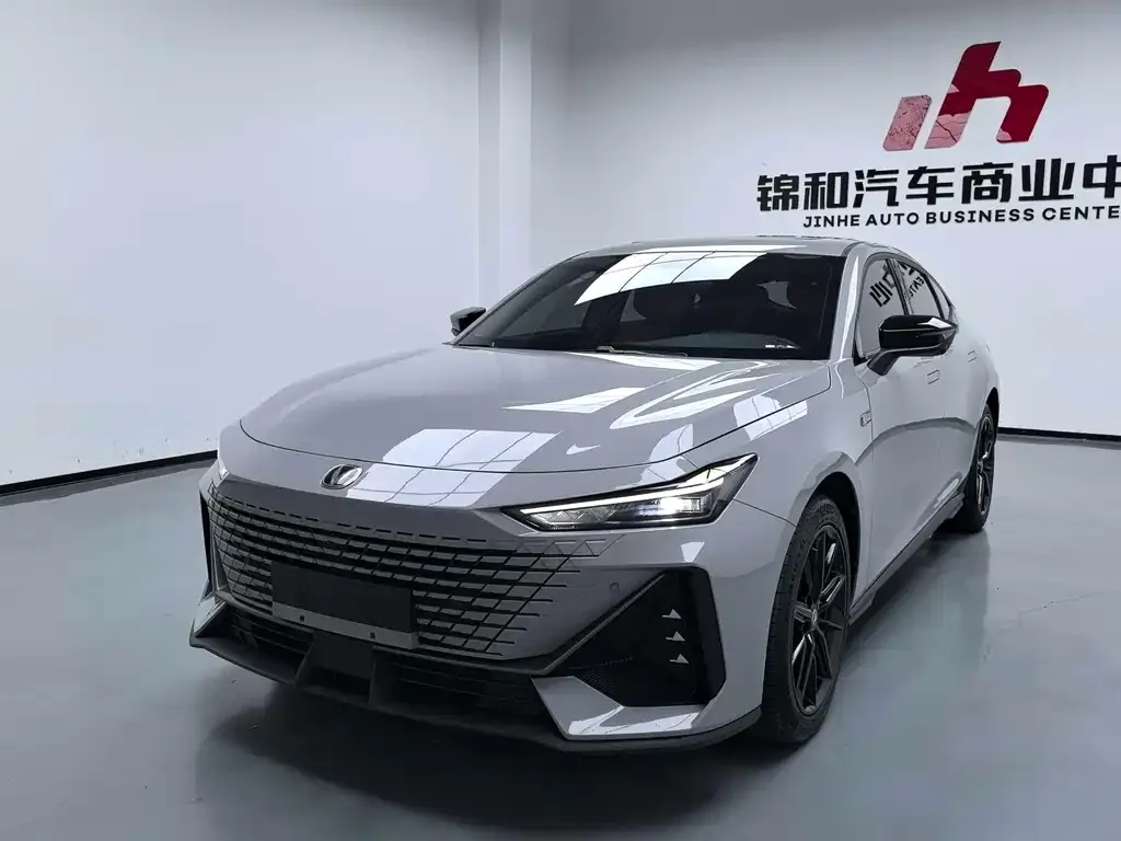 Changan UNI-V iDD 2023 из CN, фото 1