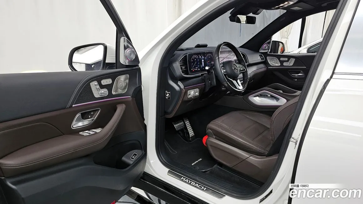 Mercedes-Benz GLS-Class — фото 10