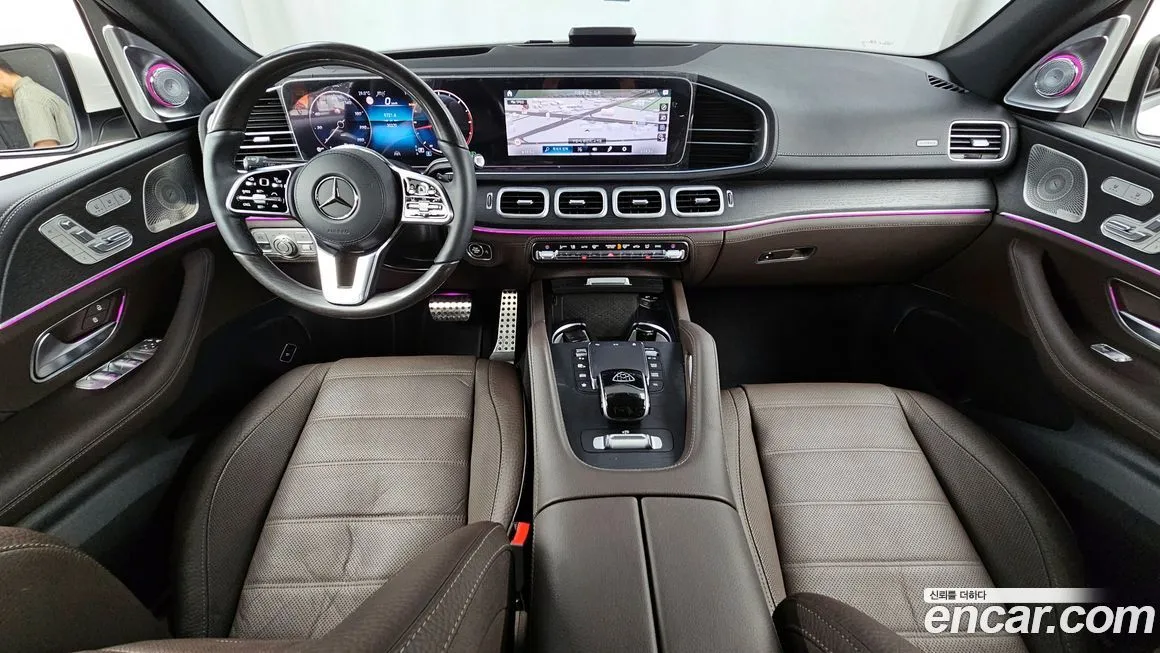 Mercedes-Benz GLS-Class — фото 7