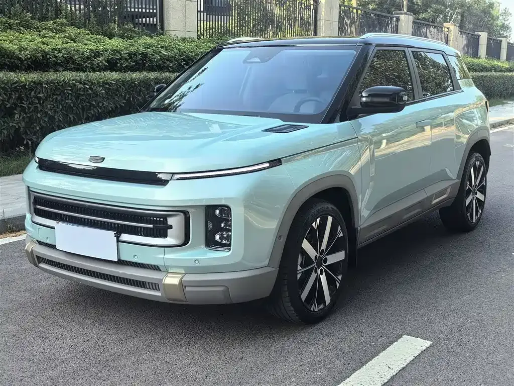 Geely Icon — фото 2