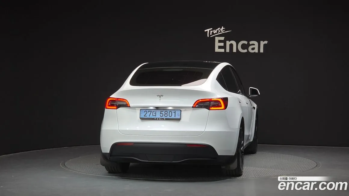 Tesla Model Y 2024 из KR, фото 4