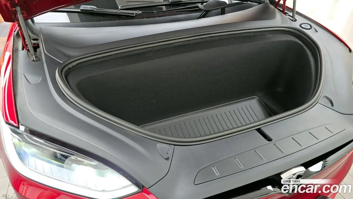 Tesla Model X 2023 из KR, фото 6