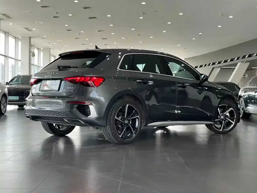 Audi A3 2021 из CN, фото 4