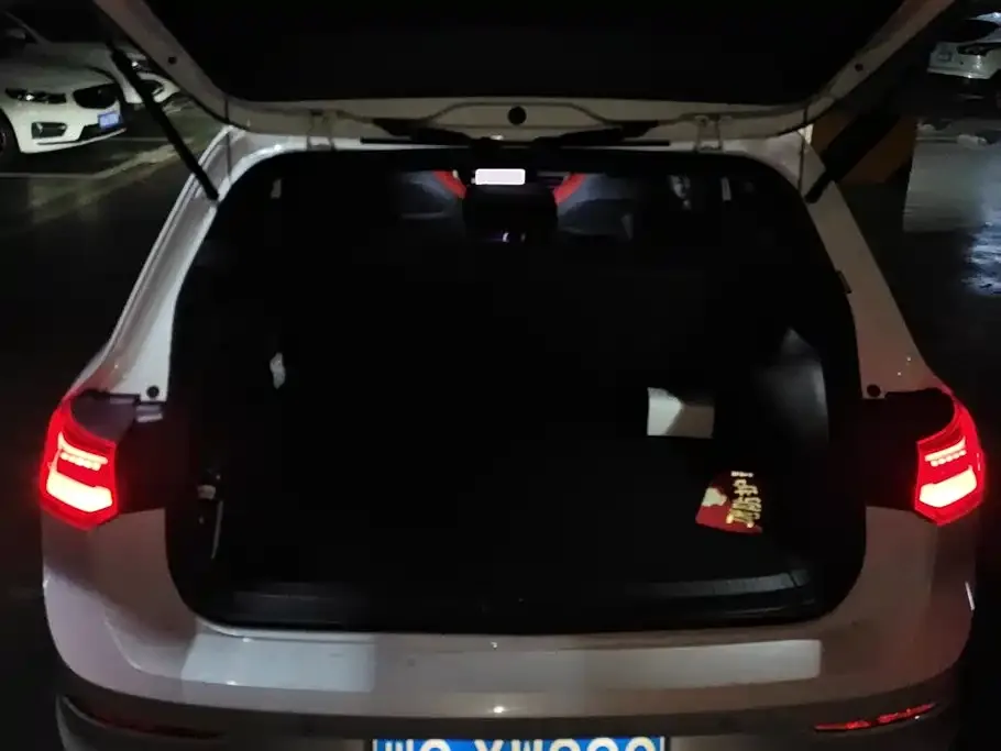 Volkswagen Golf GTI — фото 4