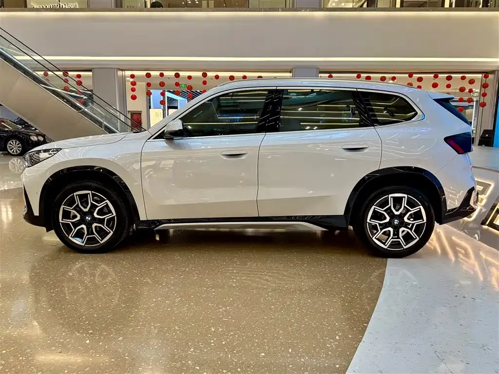 BMW X1 — фото 8