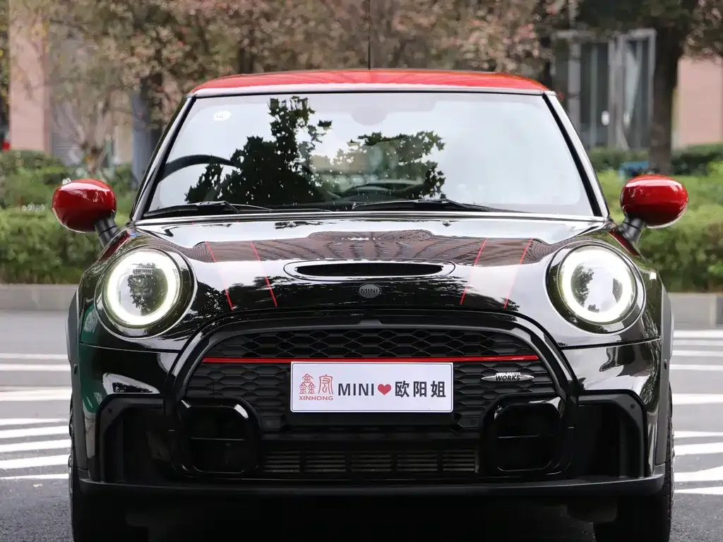 MINI JCW (John Cooper Works) 2021 из CN, фото 2