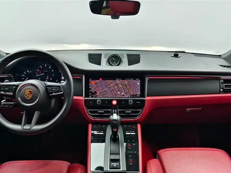 Porsche Macan — фото 10