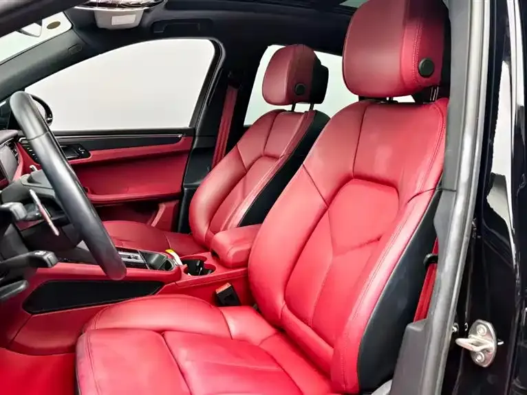 Porsche Macan — фото 9
