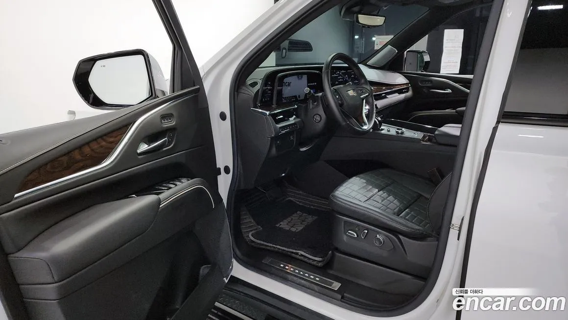Cadillac Escalade 2022 из KR, фото 10