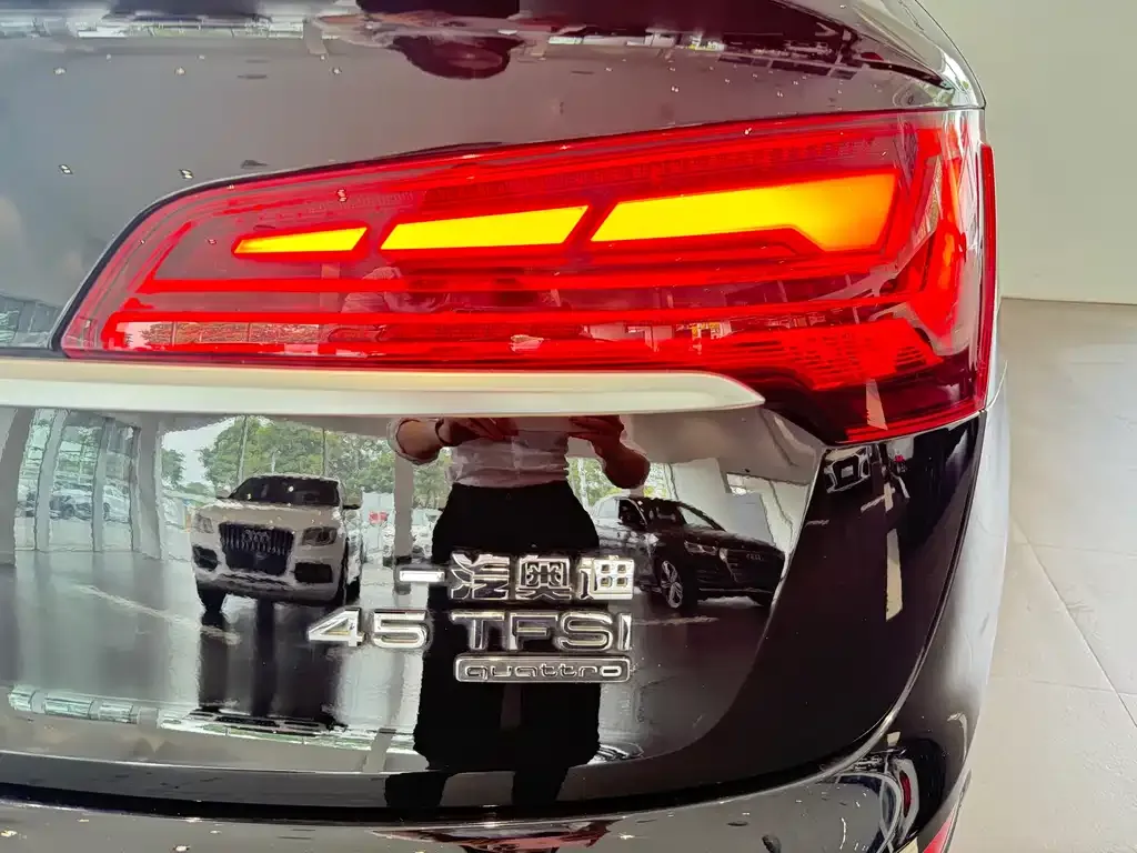 Audi Q5L Sportback 2021 из CN, фото 8
