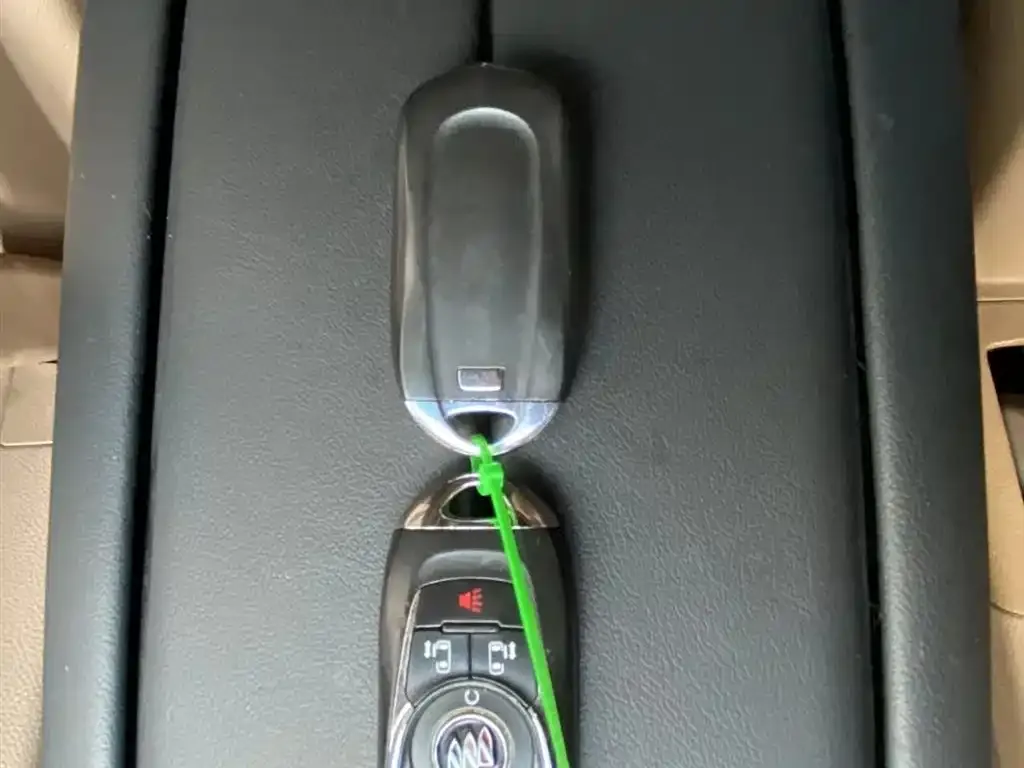 Buick GL8 2021 из CN, фото 9