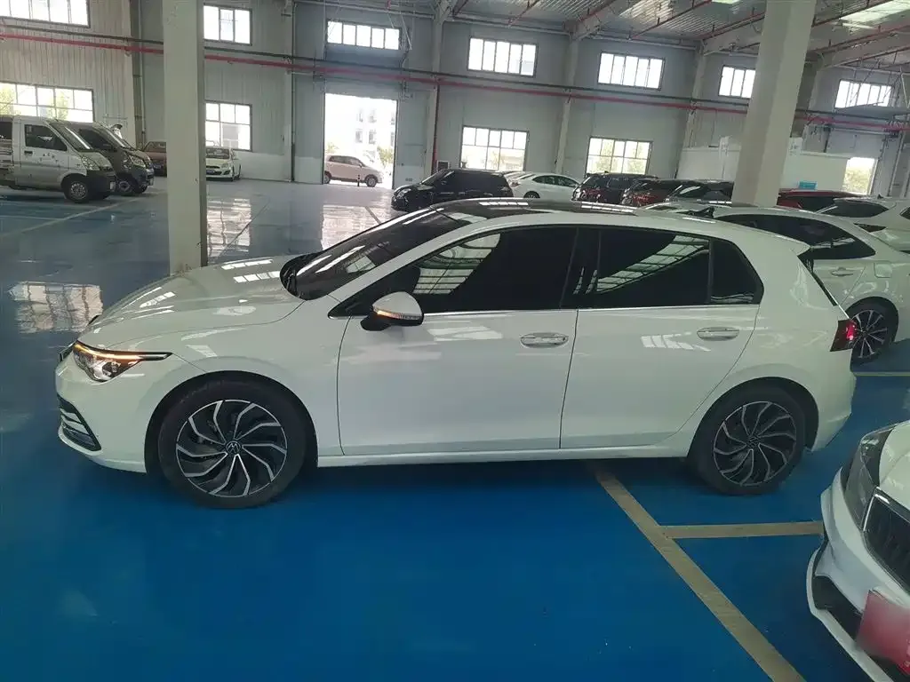 Volkswagen Golf 2021 из CN, фото 5