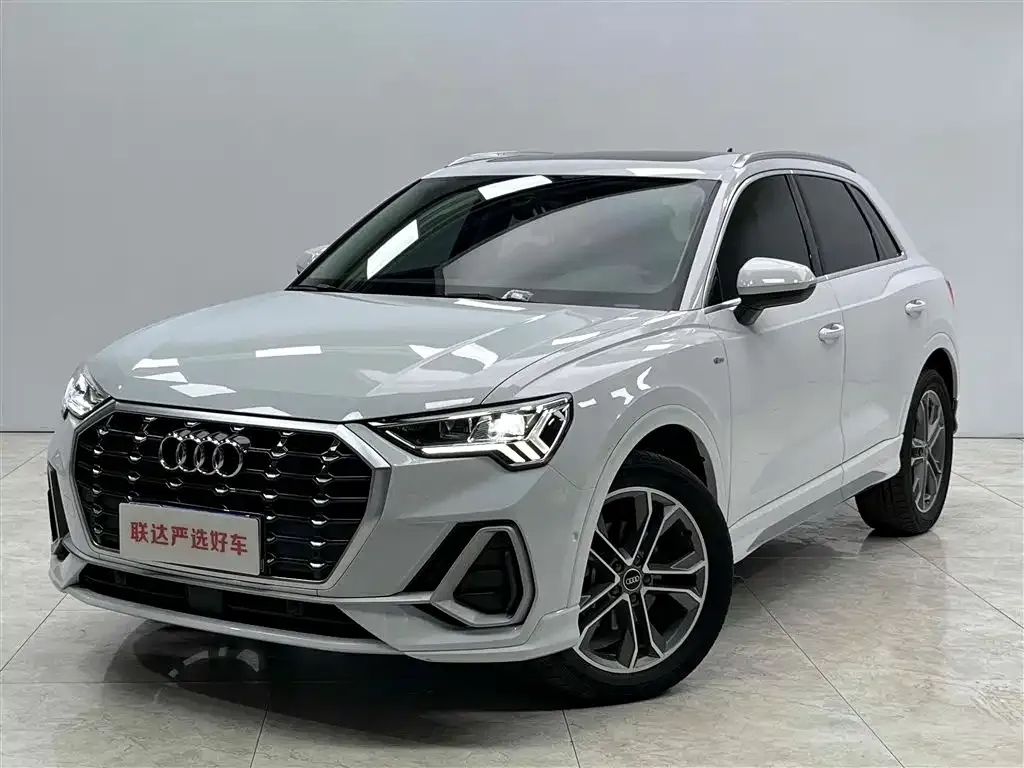 Audi Q3 2022 из CN, фото 2
