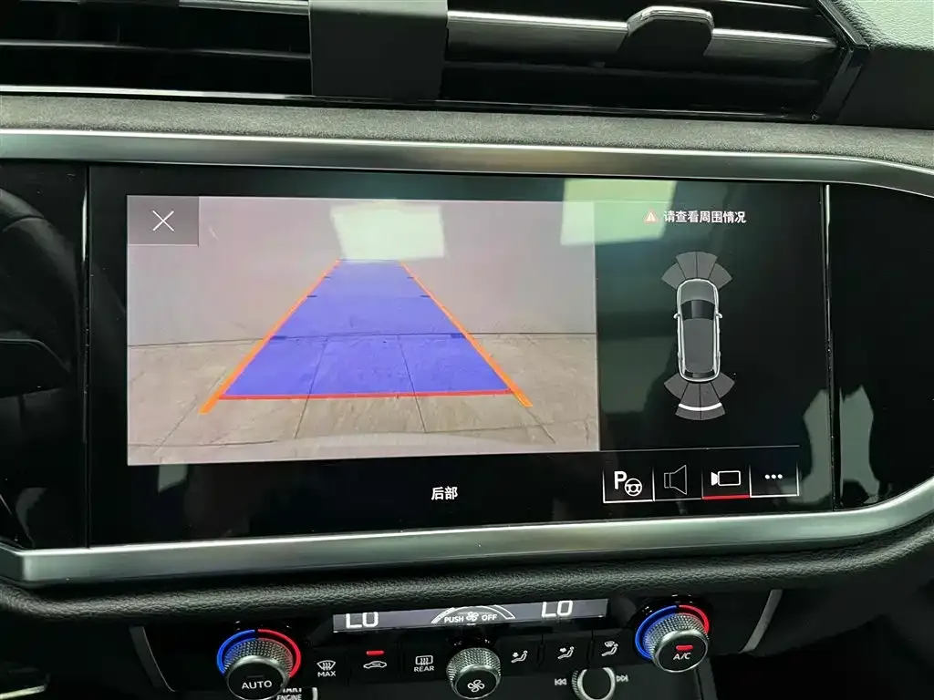 Audi Q3 2022 из CN, фото 7