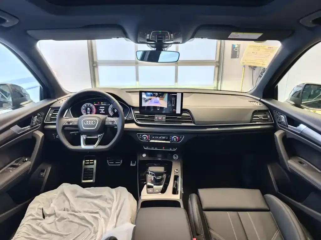 Audi Q5L 2025 из CN, фото 6