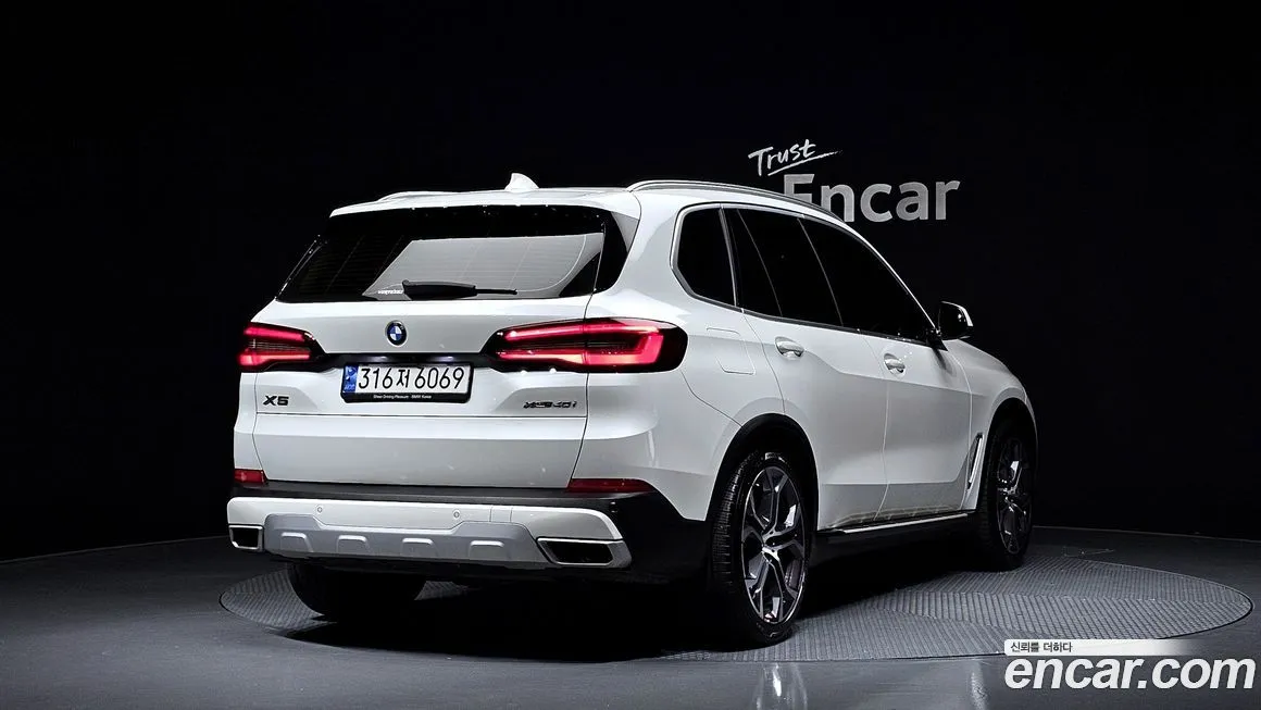BMW X5 — фото 2