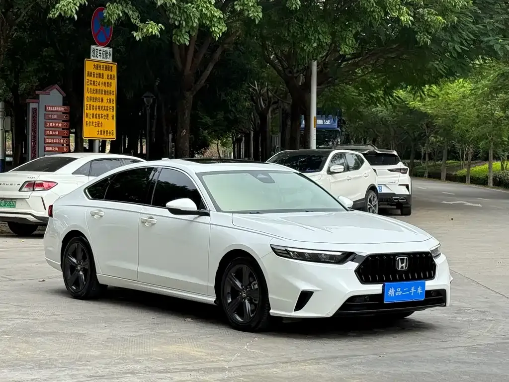 Honda Inspire 2024 из CN, фото 3